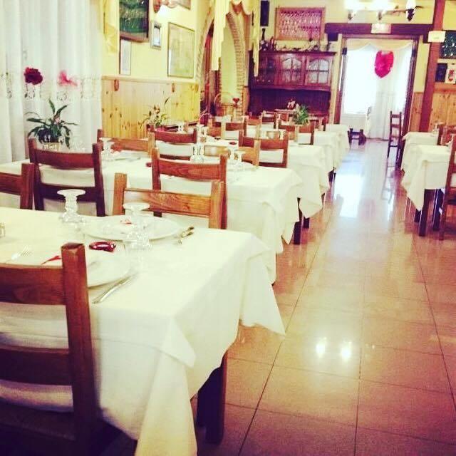 Locanda-Trattoria Al Rio チント・エウガーネオ エクステリア 写真